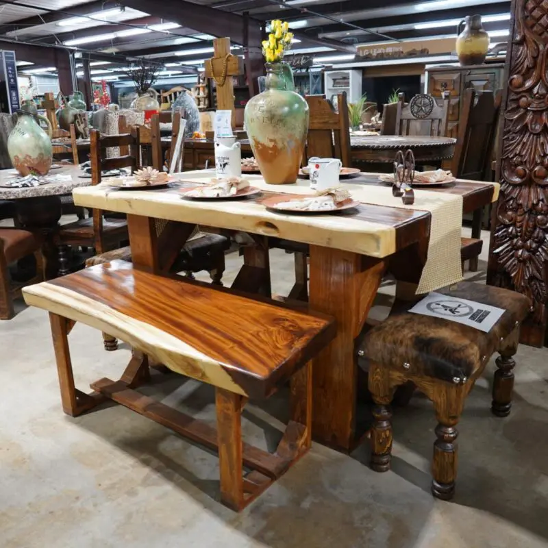 A room filled with wooden tables and chairs.